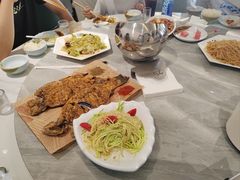 -何适山庄·团餐住宿(水长城P2停车场店)