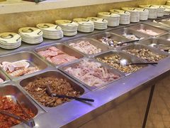 自助取餐区-阪尚皇·原切牛排·烤肉火锅自助(北京路店)
