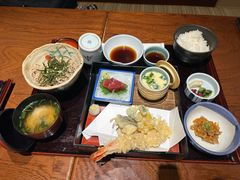 天妇罗定食-镰仓 峰本(八幡宫前本店)