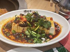 -咱屯子铁锅炖直营店(保利店)