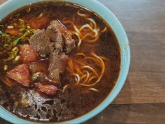 -亮亮面馆(经六路店)