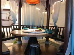 -荷塘秋月·本帮江浙菜(国权路店)