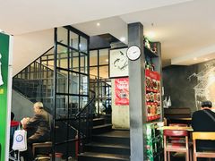 -阿洪锅贴王(小吃城店)