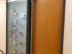 -瑞尔齿科(南京东路名人诊所)