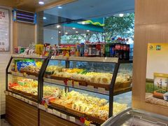 面包甜点陈列柜-光明牛奶棚(南泉店)