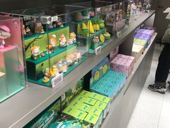 -泡泡玛特POPMART(蓝色港湾店)