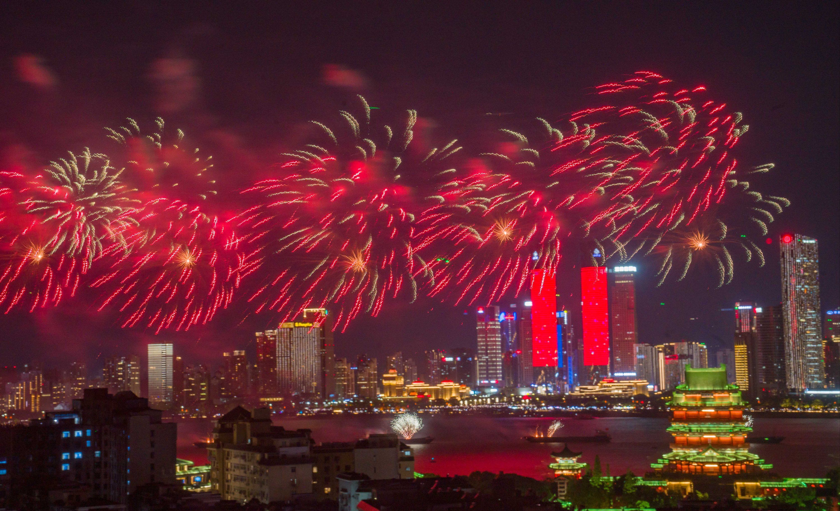 烟花夜 美不胜收