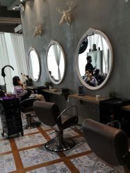 -QZHAIR SALON