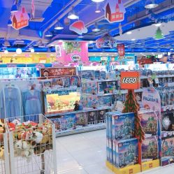 -玩具反斗城(正大广场店)
