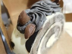 黑芝麻芝士犇犇卷-星巴克(苏州平江万达广场店)