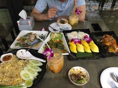 -The Dishes Seafood & Restaurant