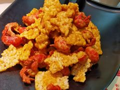 -肥肥虾庄·金牌油焖大虾(沙湖店)