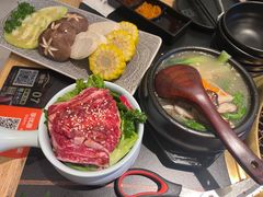 -極屋鮨牛 · 烧肉酒场(时代C馆店)
