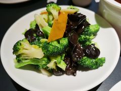 -小菜园新徽菜(青岛市南万象城店)