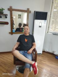 点击看大图 -关于我们造型工作室