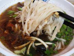 -左左香老潼关肉夹馍(龙山一路店)