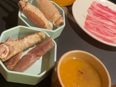 -钱小奴海鲜自助黑金店(杭州滨江龙湖店)