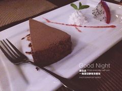 -MOMENT湖景餐厅(解放路店)