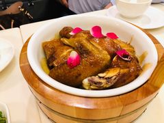 至爱玫瑰桶子油鸡-太兴餐厅(小径湾店)