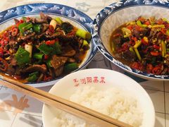 -浏阳河湘菜馆(安居苑店)
