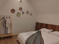-悟空山宿陨石私汤温泉酒店(神舟大道地铁站店)