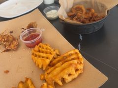 -必胜客(华南摩尔店)