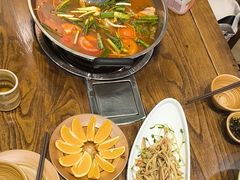 -亮欢寨酸汤鱼(沙冲路店)
