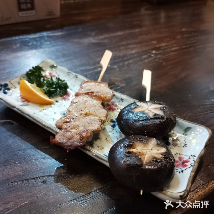 上海外滩必吃榜寿司店！静静的俘获你的胃～