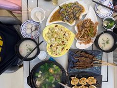 -覃记海鲜美食餐厅