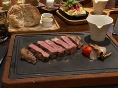 -恰餐厅及酒吧 CHAR Bar & Grill (北京丽都皇冠假日店)