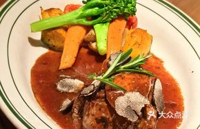 Black Truffle Foie Gras Filet Mignon