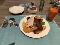 -上海世茂皇家艾美酒店