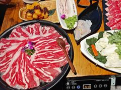 -老牌坊云南鱼豆花火锅(哈西万达店)