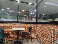 -全家便利店(上海南站站店)