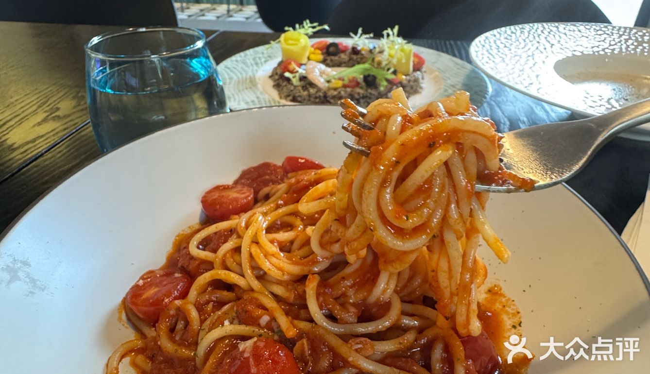 合肥新的妻子出现了 人均几十