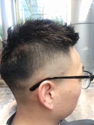 -侨治发型
