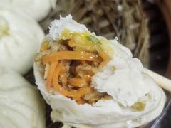 牛肉胡萝卜包子-胡家包子·清真(大众巷店)