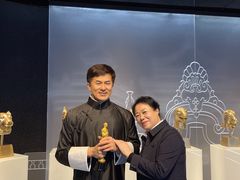 -厦门帷幕开啦红地毯蜡像艺术馆