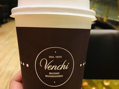 -VENCHI 闻绮(北京国贸商城店)