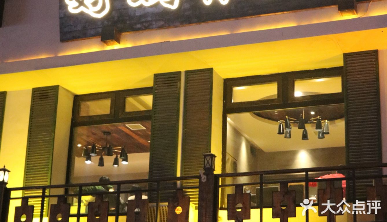 驻扎在香杨路上多年的老店