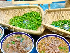 -云阿蛮云南生烫牛肉米线(奉贤路店)