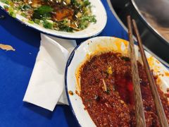 -马路边边串串香形象店(磐石路店)