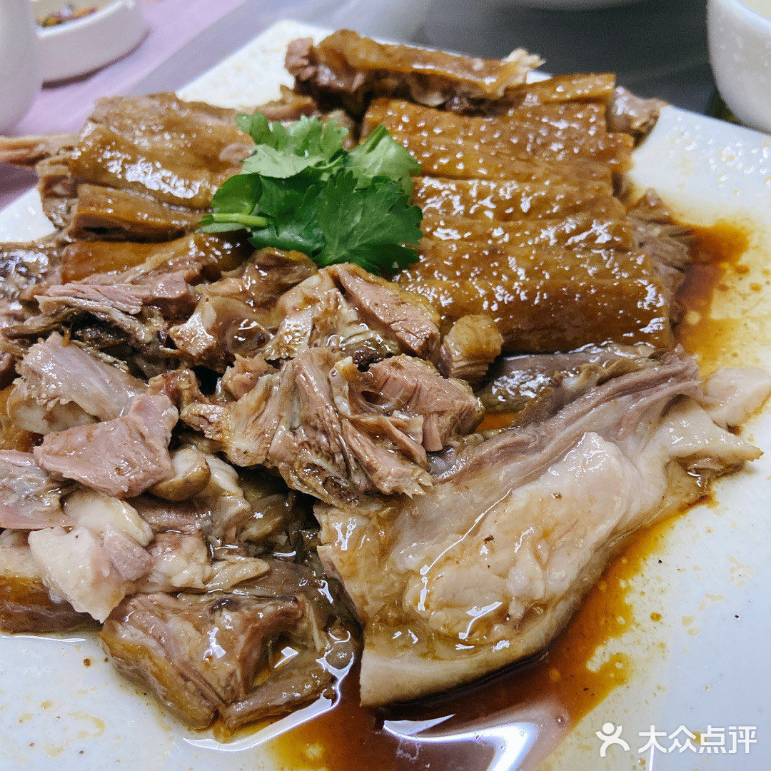 推荐这家是我自己经常去打卡的海虾，皮皮虾