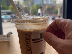 -星巴克臻选(上海长风大悦城店)