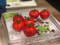 番茄脆菇沙拉-小大董·烤鸭(王府井apm店)