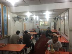 大堂-草桥清真牛肉锅贴扁食店