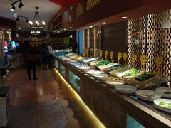 自助取餐区-火焰山自助烧烤涮石板烤肉(新华大街店)