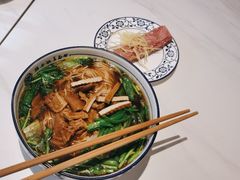 -镇南锅盖面馆(解放路店)