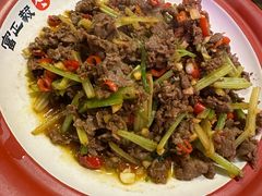 -富正毅三下锅·湘西韵味(天门山索道店)