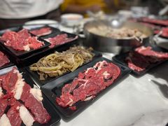 -潮牛宴·鲜牛肉自助火锅烤肉(龙岩新罗万达店)